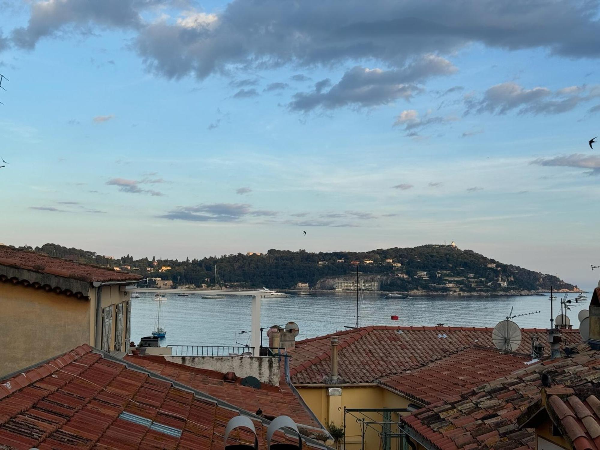 The Seaside Serenity - Calm & Charming Bay View Flat - Heart Of Villefranche Bagian luar foto