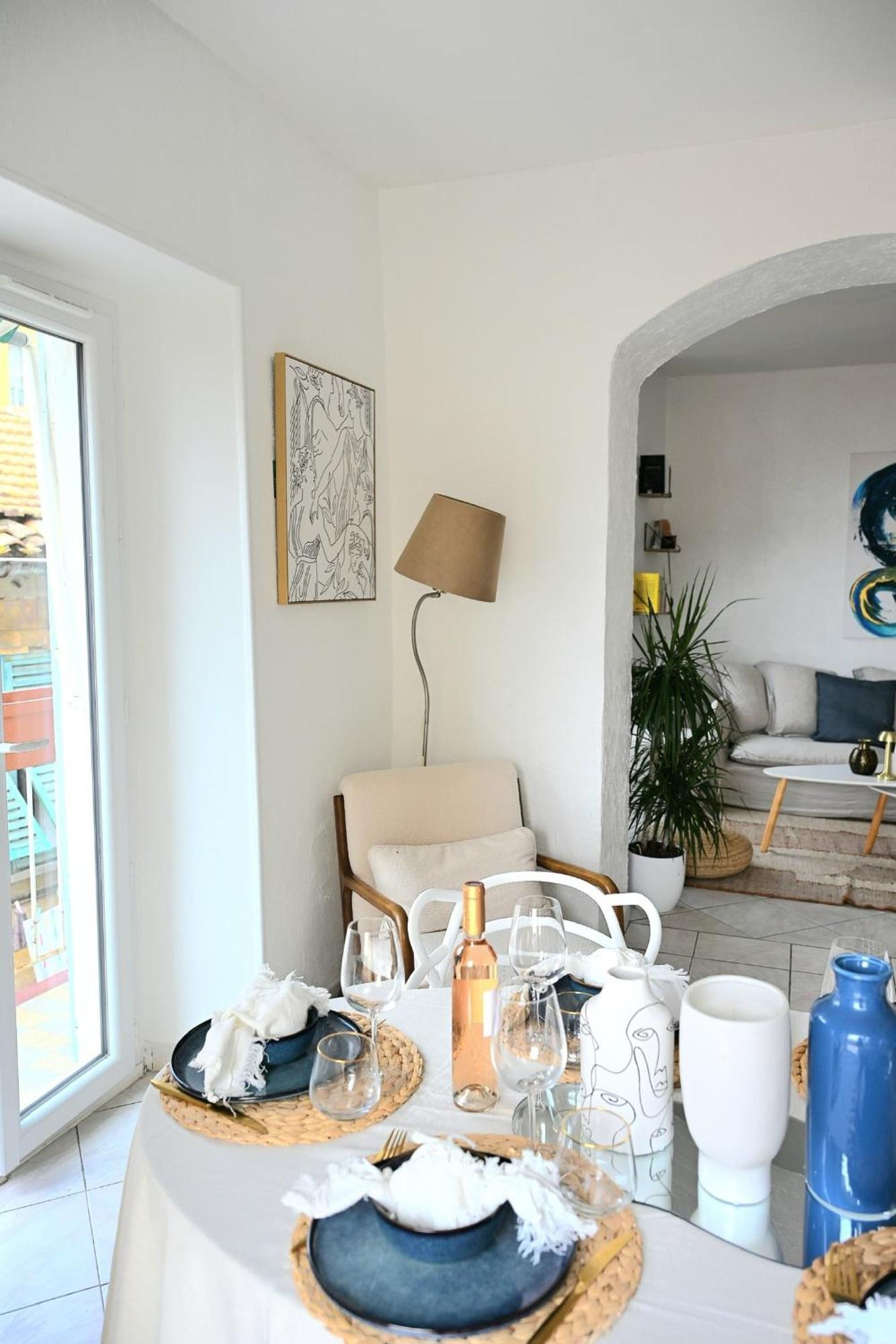 The Seaside Serenity - Calm & Charming Bay View Flat - Heart Of Villefranche Bagian luar foto