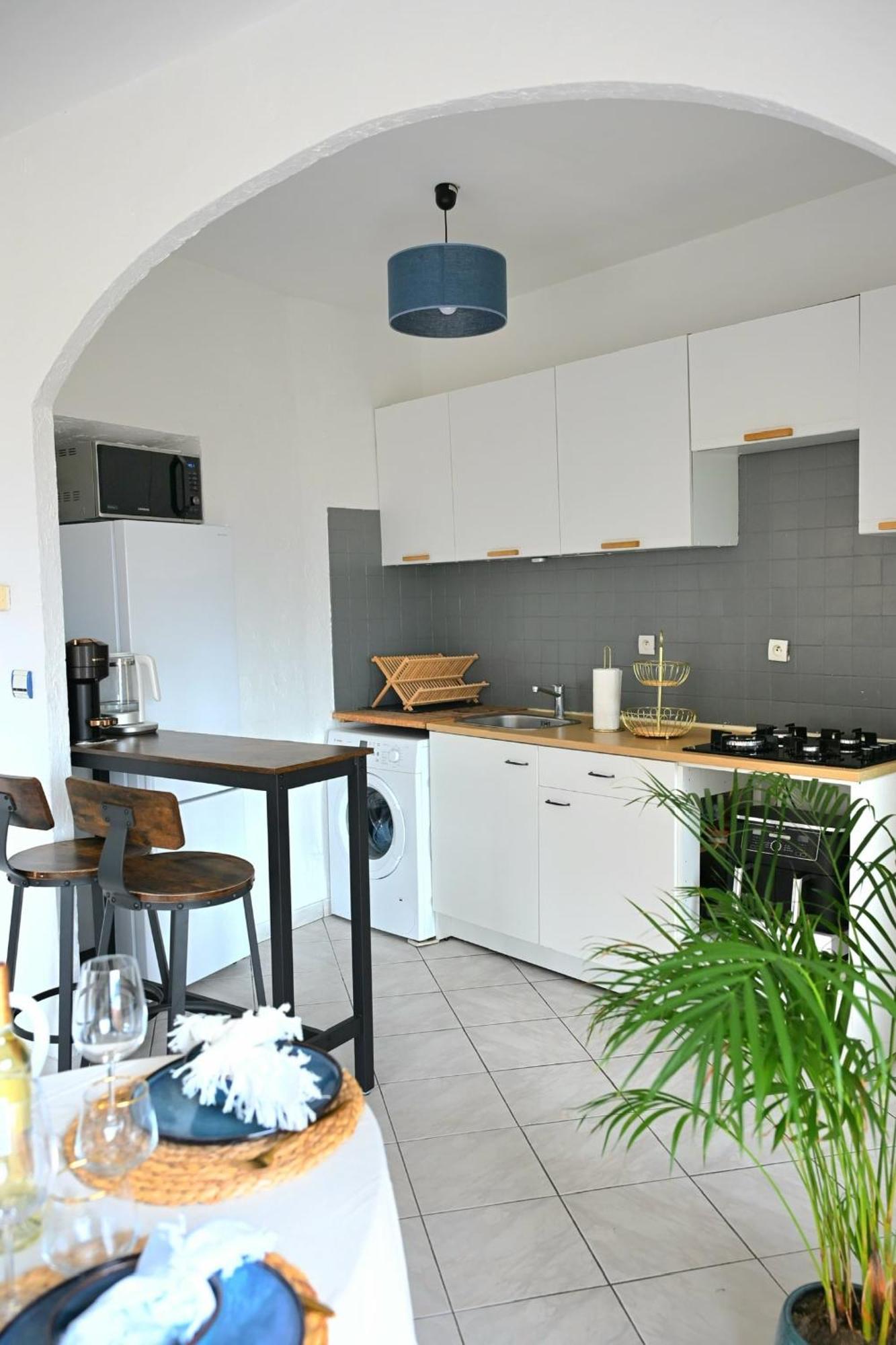 The Seaside Serenity - Calm & Charming Bay View Flat - Heart Of Villefranche Bagian luar foto